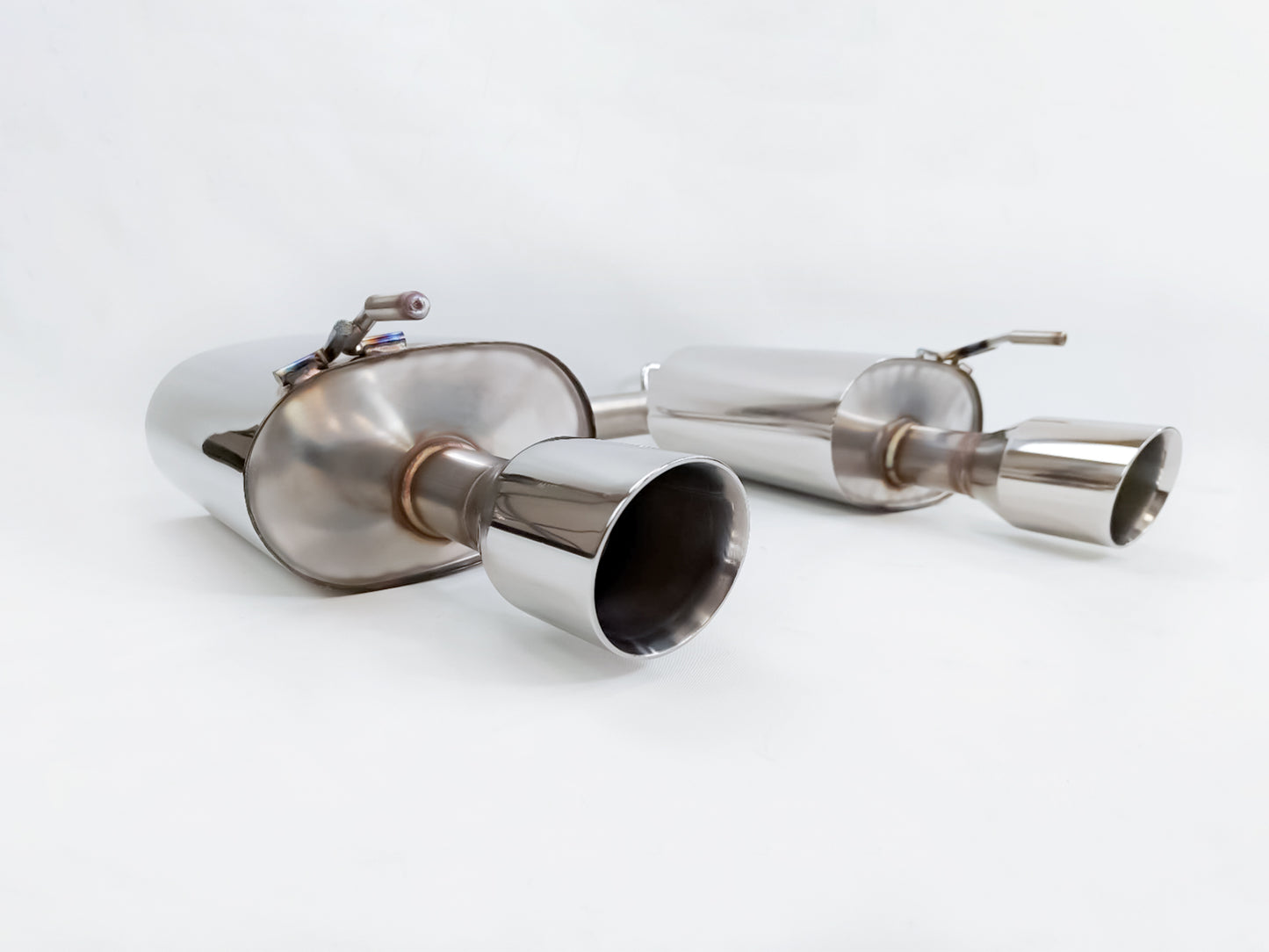 2006-2010 Infiniti M35 M45 3.5L 4.5L Axle Back Exhaust