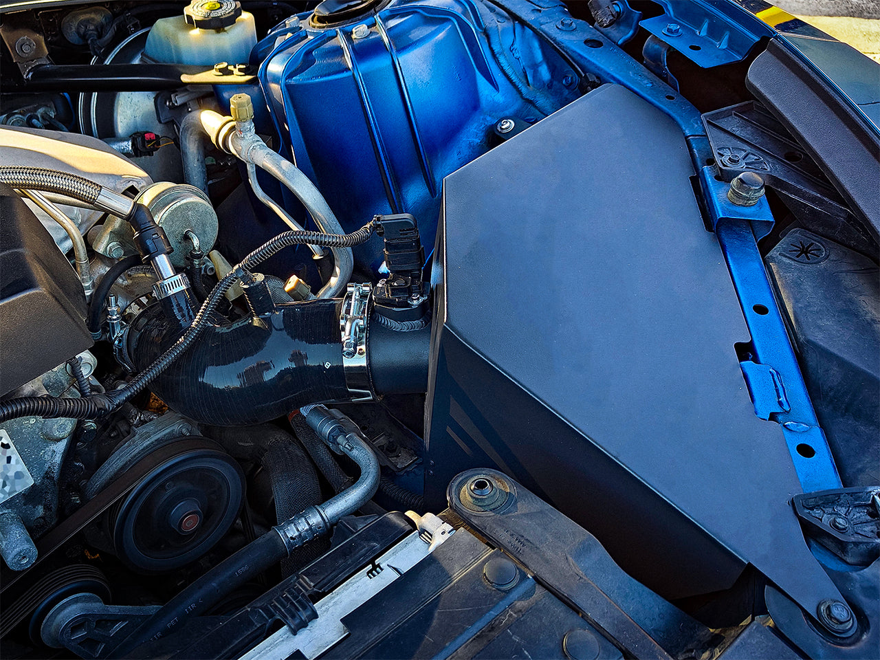 2016-2023 Chevrolet Camaro 2.0T Cold Air Intake